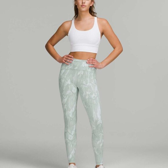 Lululemon Swift Speed High-Rise Tight 28" Reverberate Chevron Size 4 - Picture 4 of 8